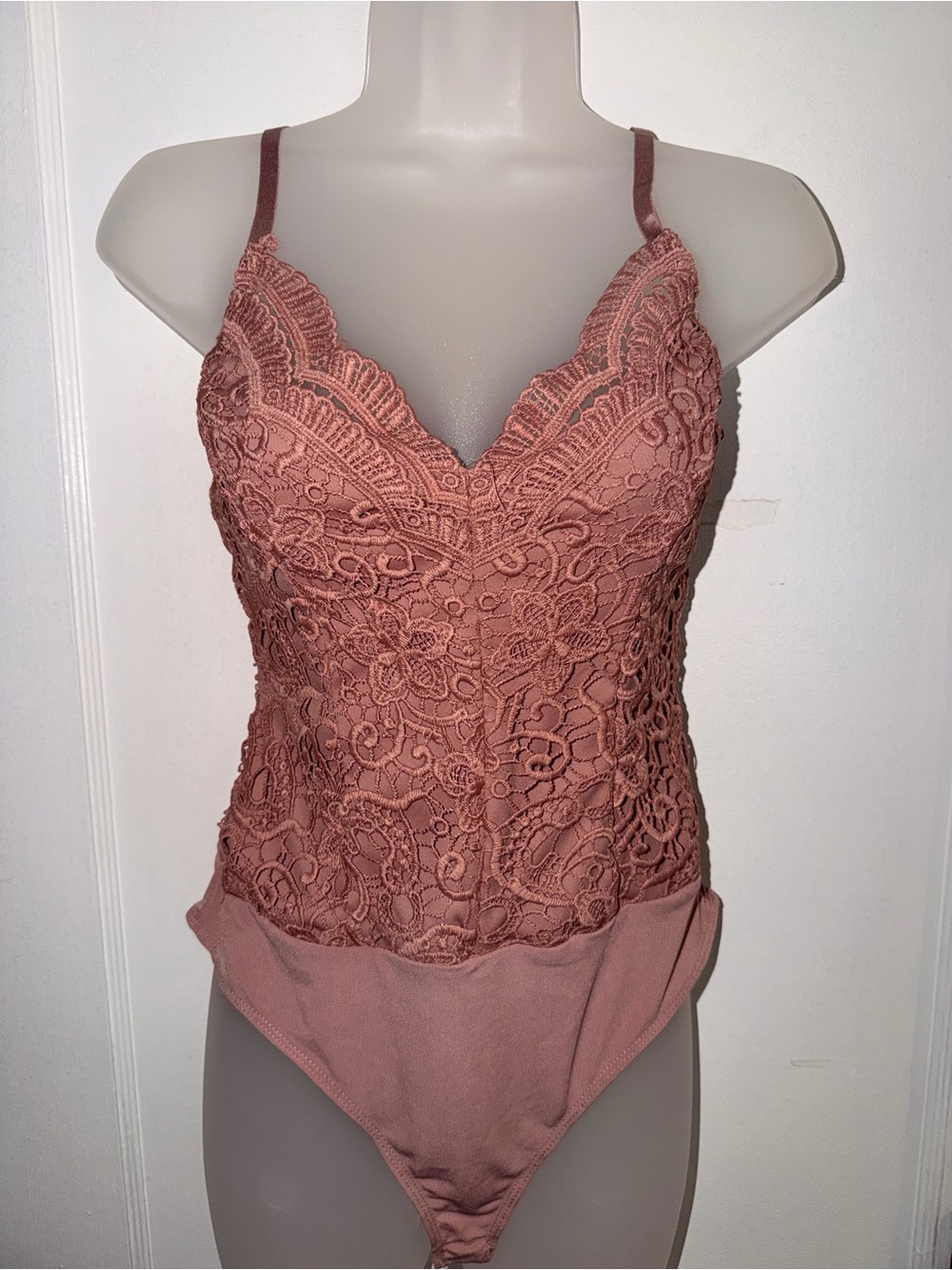 iris Dusty Rose Lace Bodysuit Bandeau